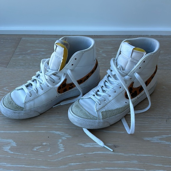 Nike Blazer Mid '77 'Leopard' Sneakers - Picture 4 of 15